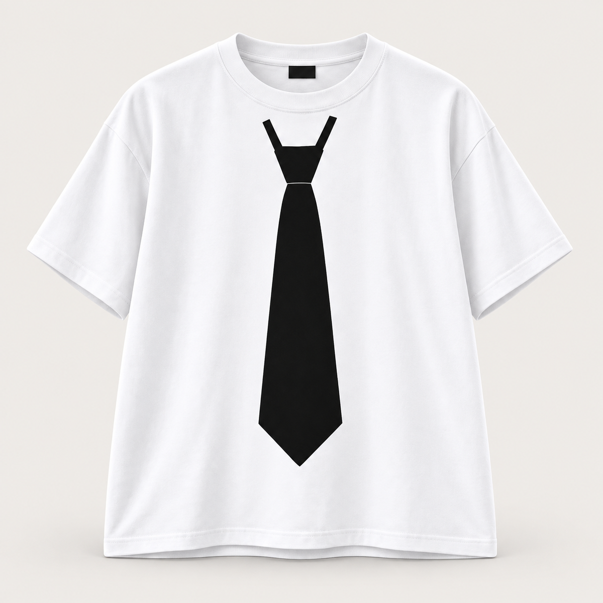 T-shirt blanc · Cravate noire — face avant
